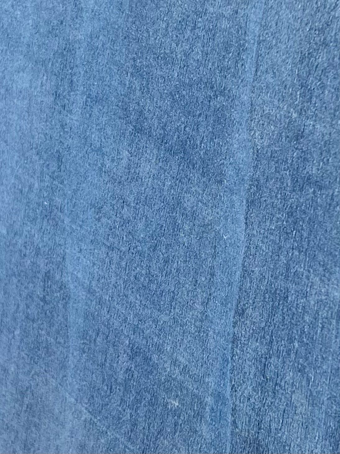 Tulipier teint bleu nuit